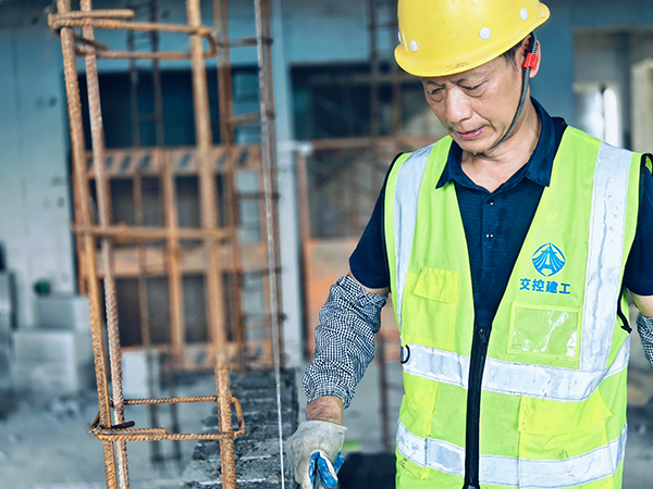 ������ս���� ����ƽ��������¾������µİ�����Ϸ������